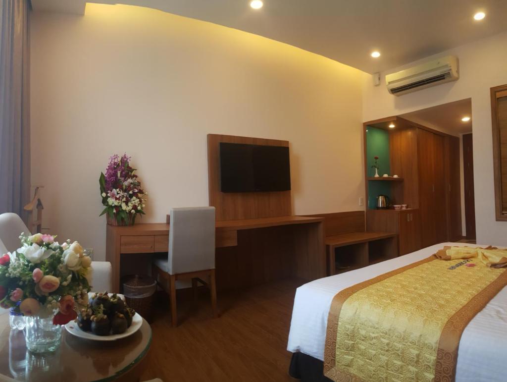 Двухместный (Двухместный номер Делюкс с 1 кроватью), Saigon Kim Lien Hotel