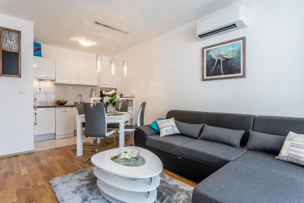 Apartment Luka photo 4