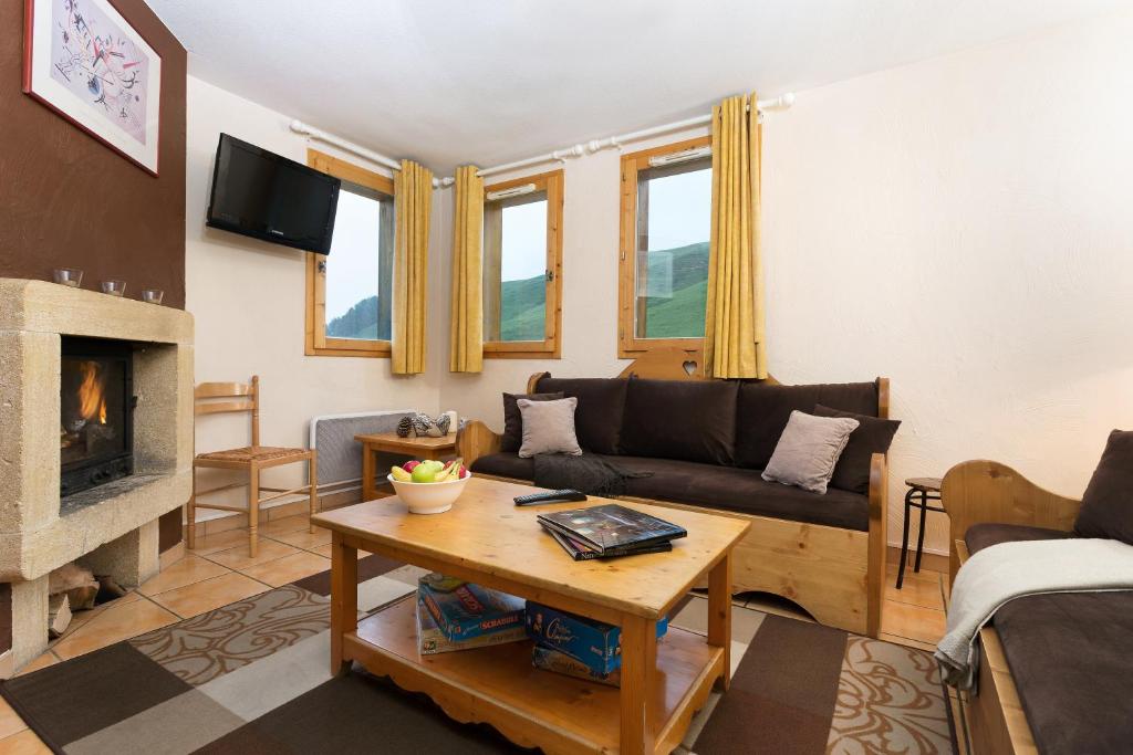 Madame Vacances Les Chalets du Praz photo 4