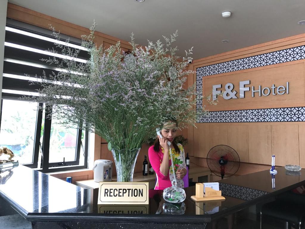 F & F Hotel