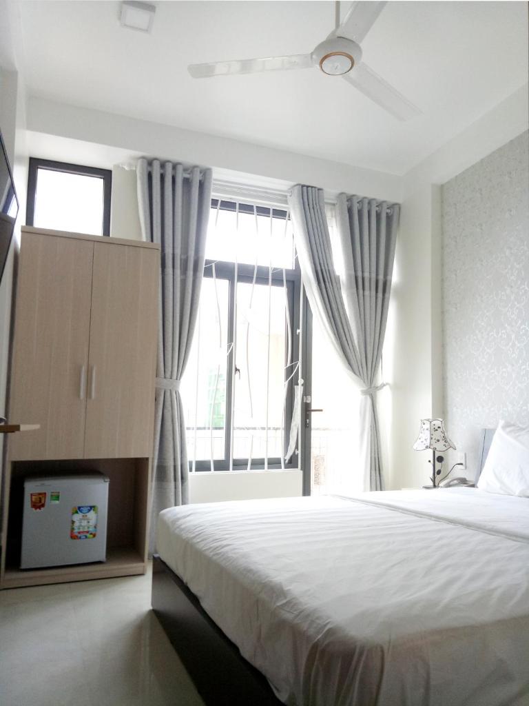 Двухместный (Стандартный номер с кроватью размера «king-size»), Tin Tin Hue Hostel