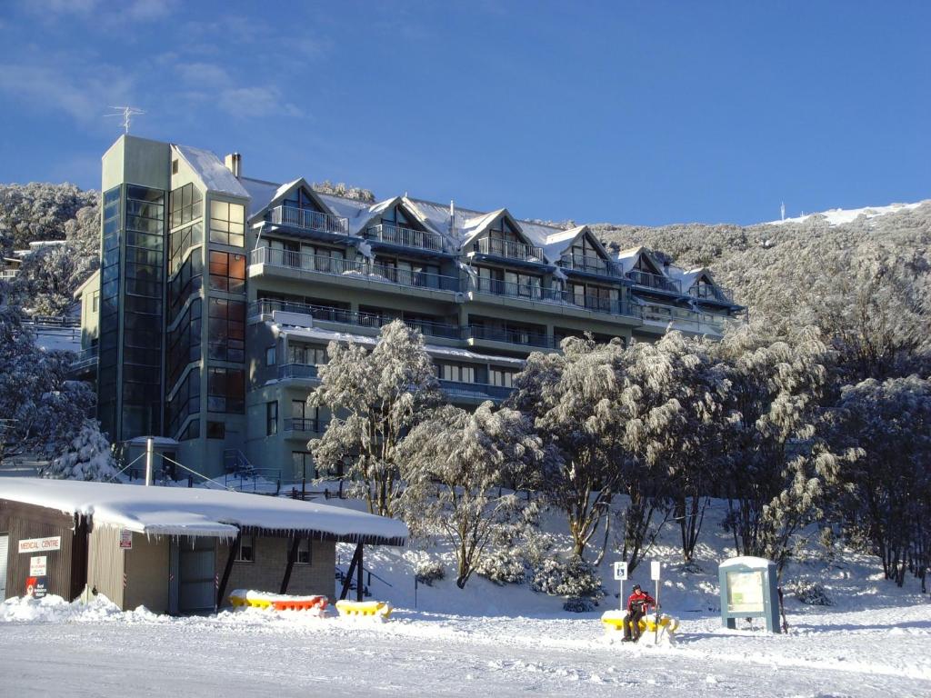 Falls Creek Country Club photo 2