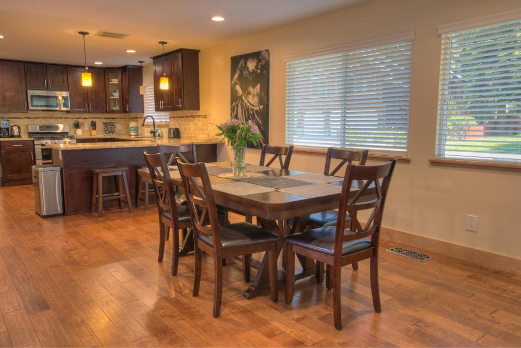 Prestigious Home South Lake Tahoe photo 3