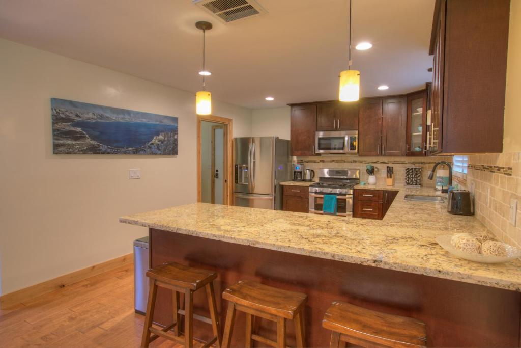 Prestigious Home South Lake Tahoe photo 4