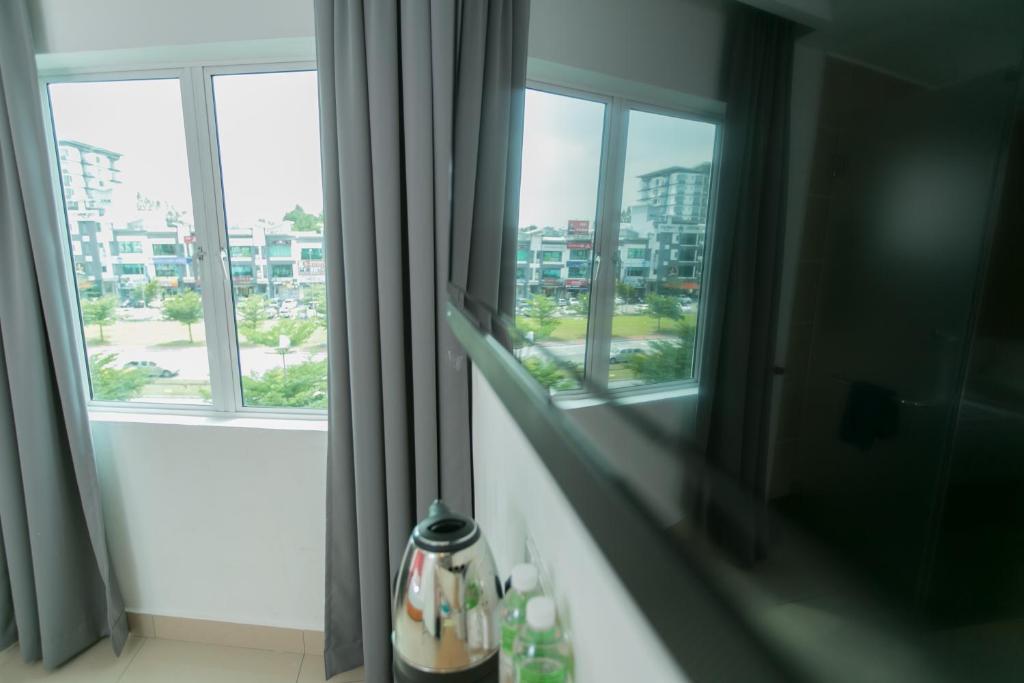 Двухместный (Номер Делюкс с кроватью размера «king-size»), 1 Hotel Mahkota Cheras