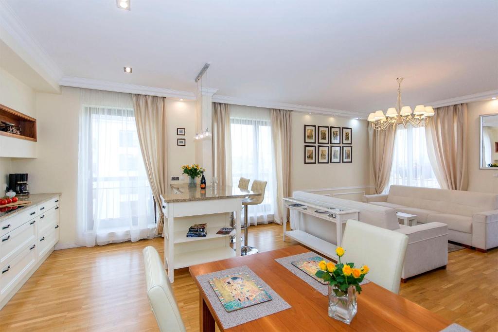Апартаменты (Улучшенные апартаменты с террасой), Apartments Szafarnia