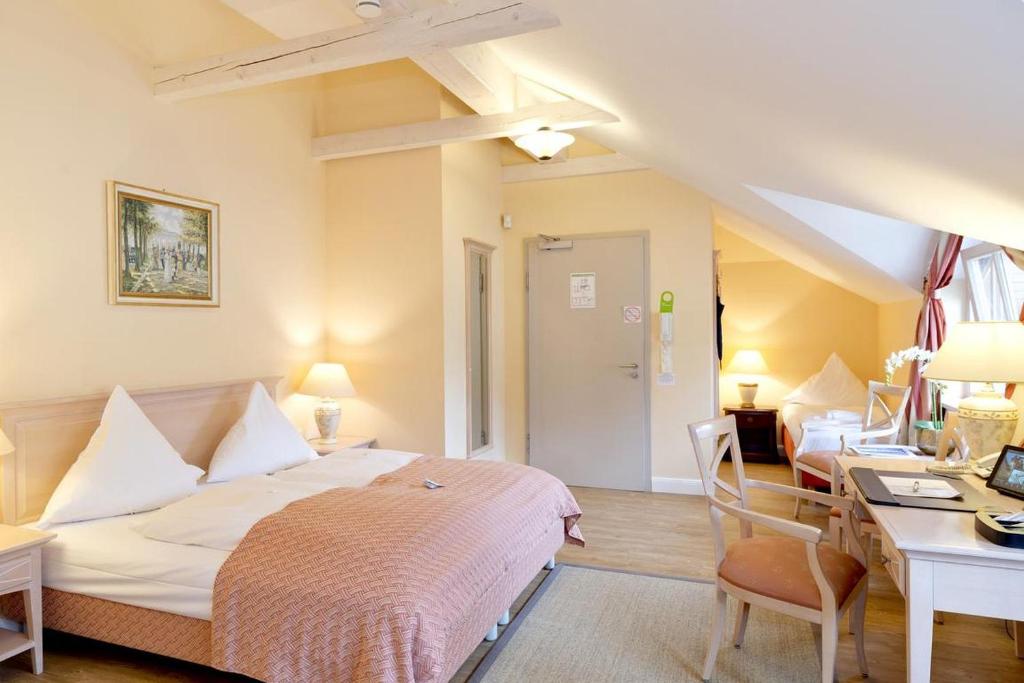 Двухместный (Улучшенный двухместный номер с 1 кроватью), Hotel Villa Monte Vino