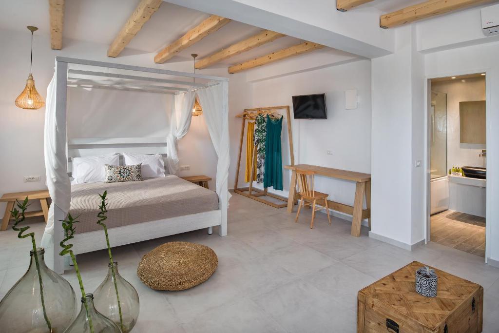 Casa Vitae Suites - Tap to explore photos