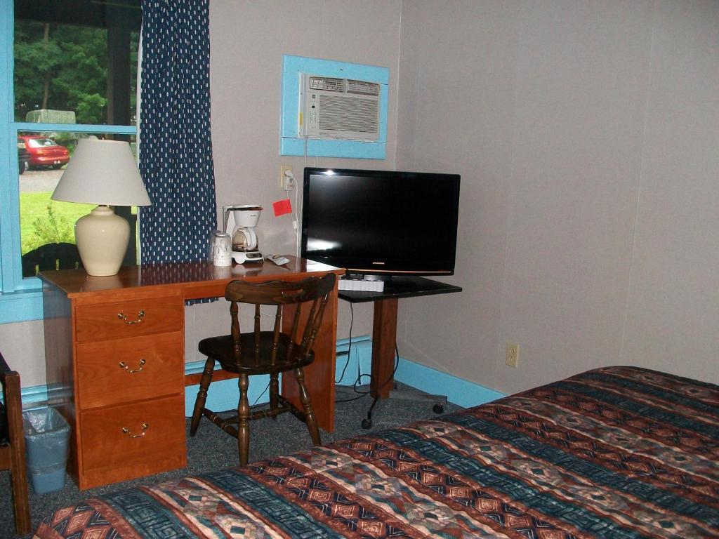 Mohican Motel photo 4