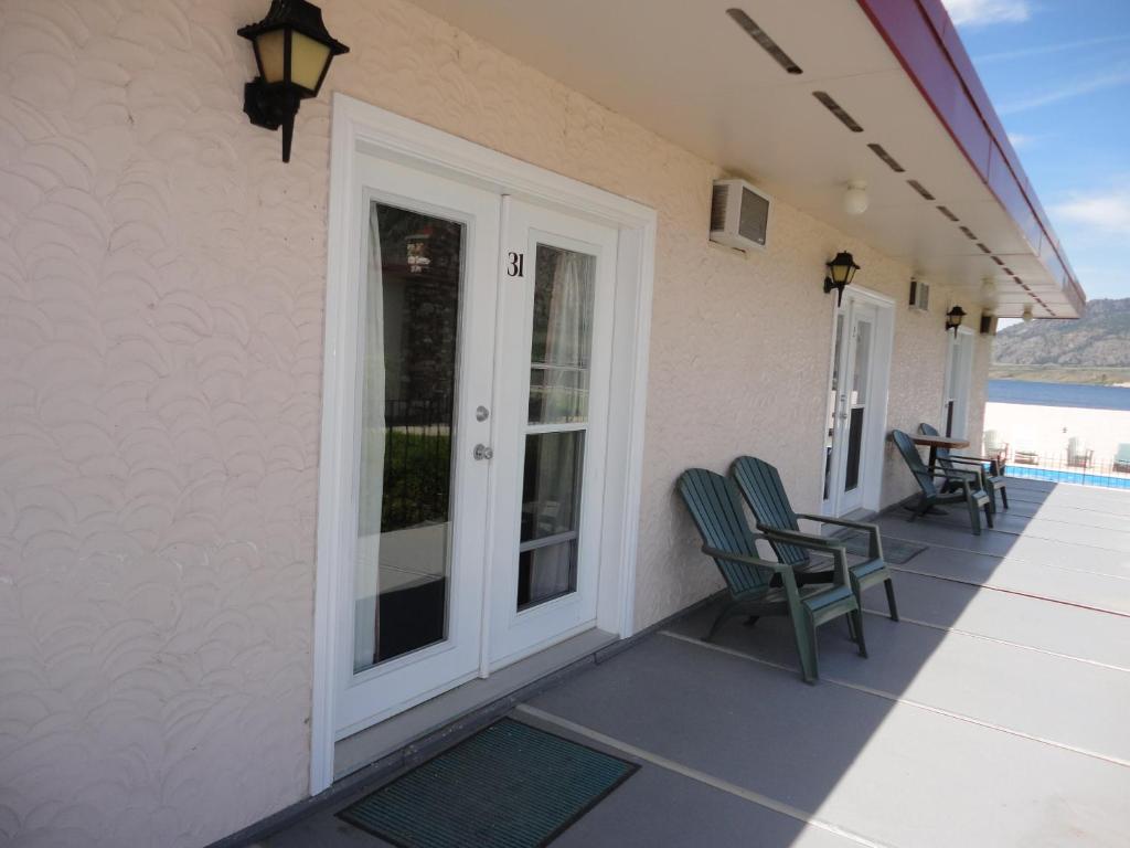 Falcon Resort photo 4