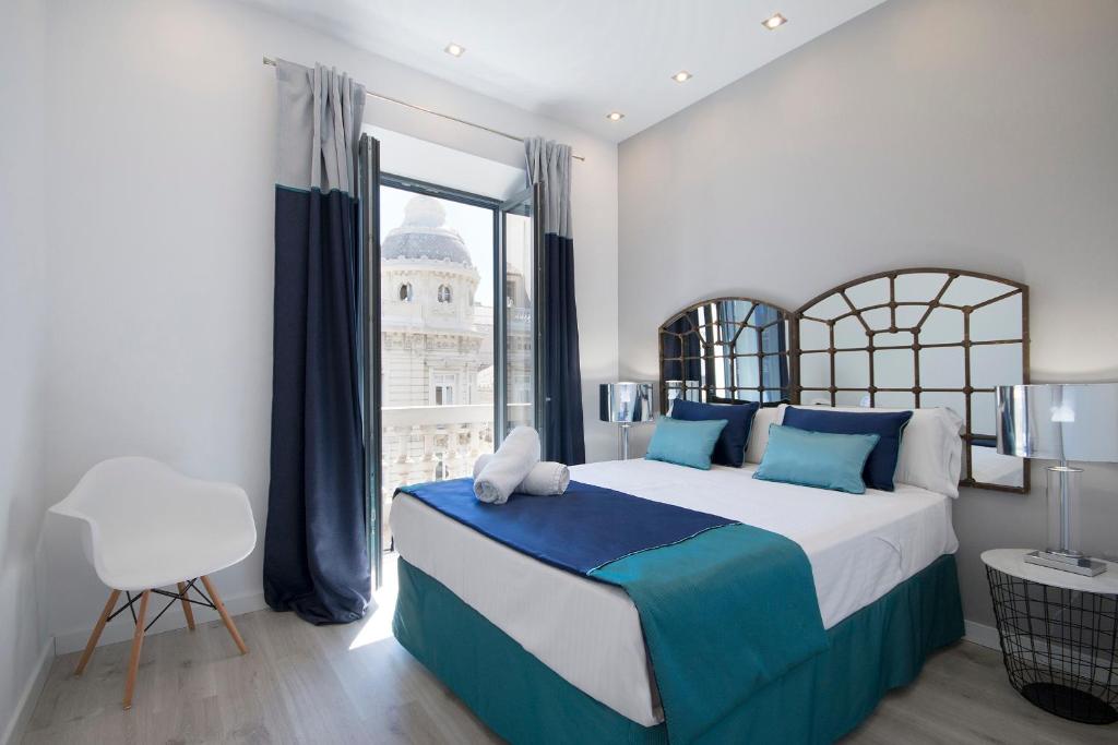 BiBo Suites Gran Vía photo 3