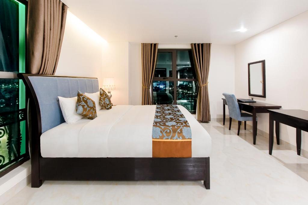 Royal Quang Binh Hotel