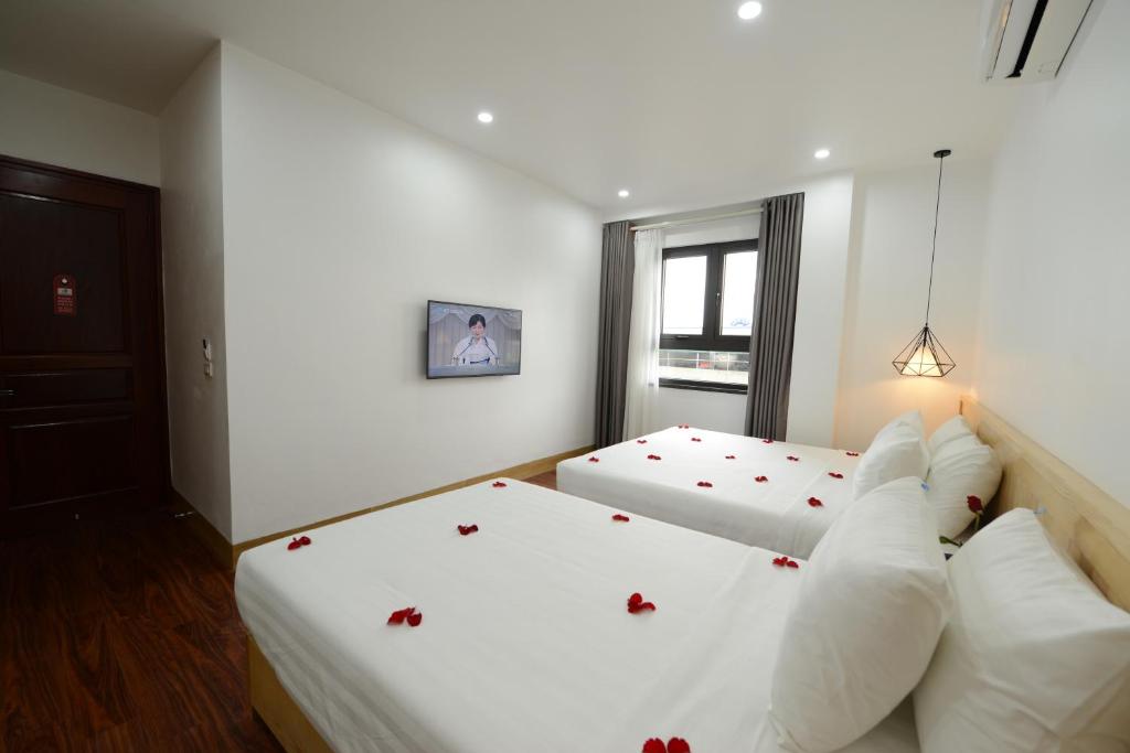 Семейный (Семейный люкс, вид на город), Blue Hanoi Inn City Hotel