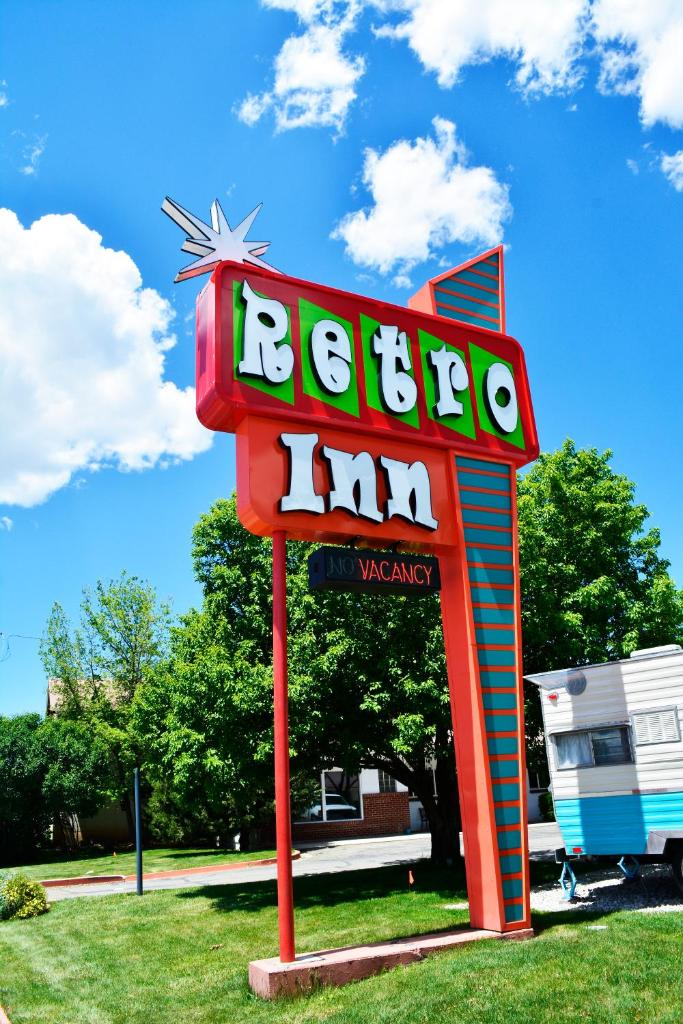 Retro Inn at Mesa Verde image