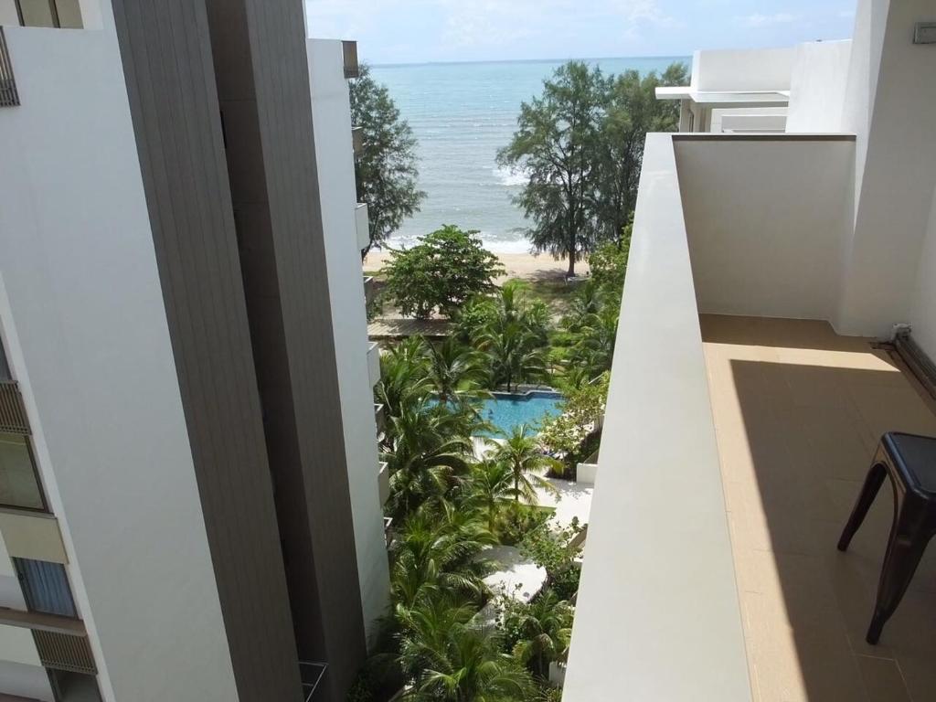 Ferringhi Luxury Suite @ By The Sea photo 2