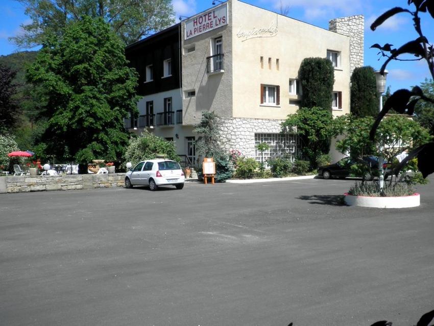 La Pierre Lys photo 3