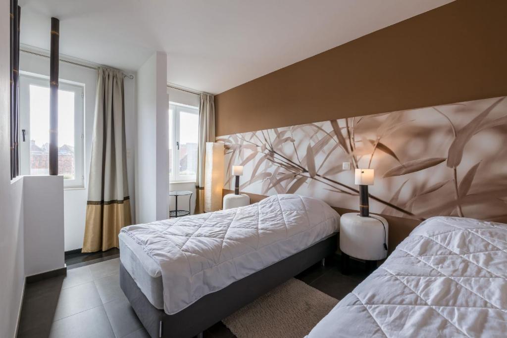 Guesthouse De Roode - Tap to explore photos