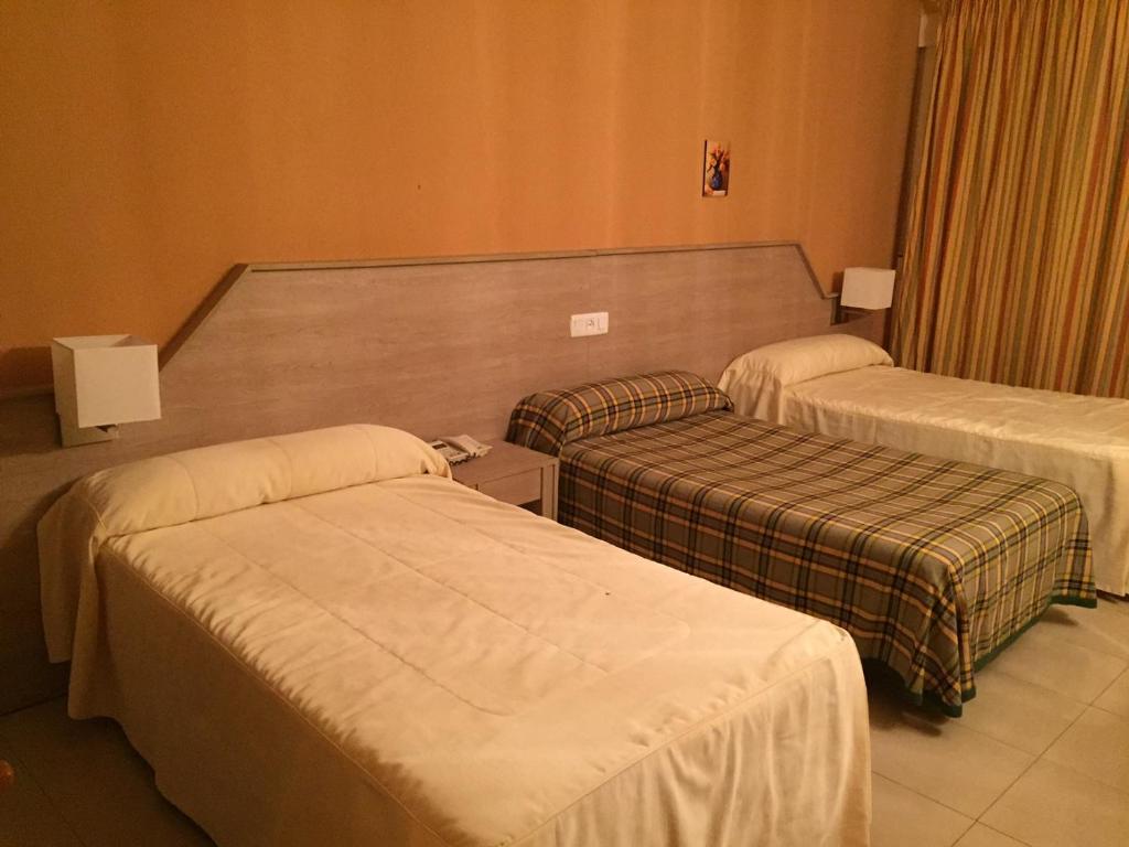 Hotel Manzanares photo 4