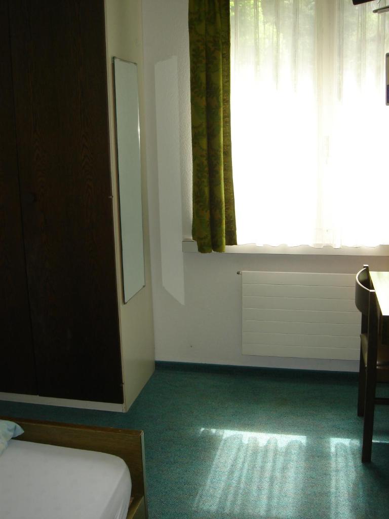 Hotel Eden Sisikon photo 3