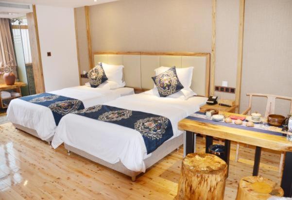 Двухместный (Chinese Mainland Citizens-Twin Room), QingJu Hotel(Wang Ping Street)
