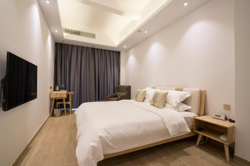 SUNSHINE hotel photo 3