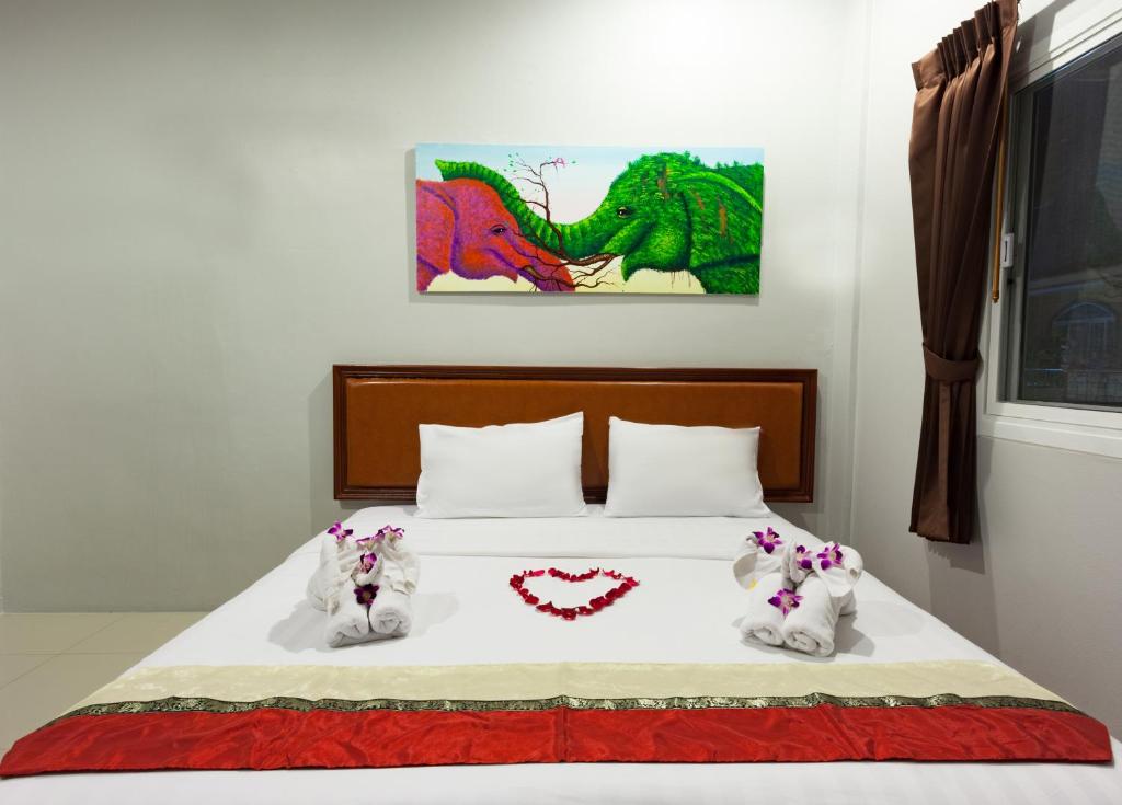 Двухместный (Двухместный номер Делюкс с 1 кроватью и балконом), Freedom Hotel