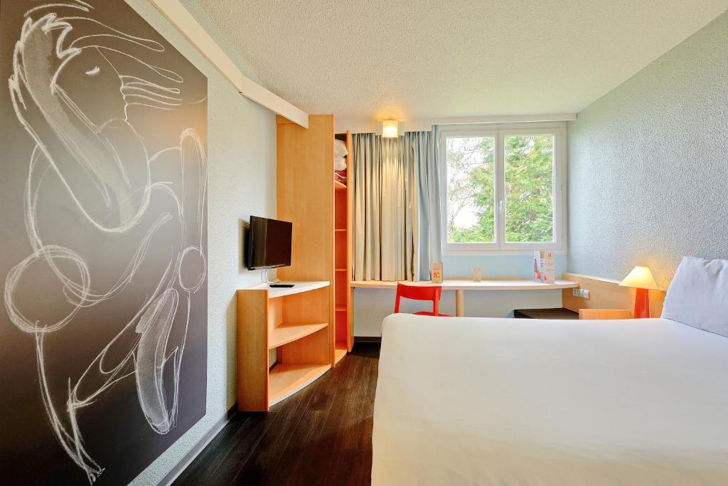 ibis Poitiers Beaulieu photo 1