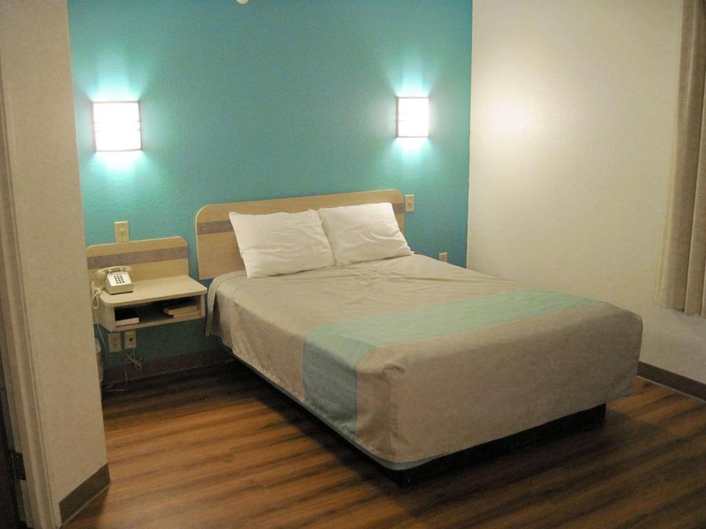 Motel 6-Avoca, IA photo 3