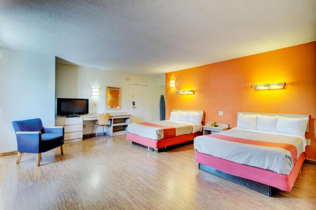 Четырехместный (Четырехместный номер ― для некурящих), Motel 6-Washington, DC