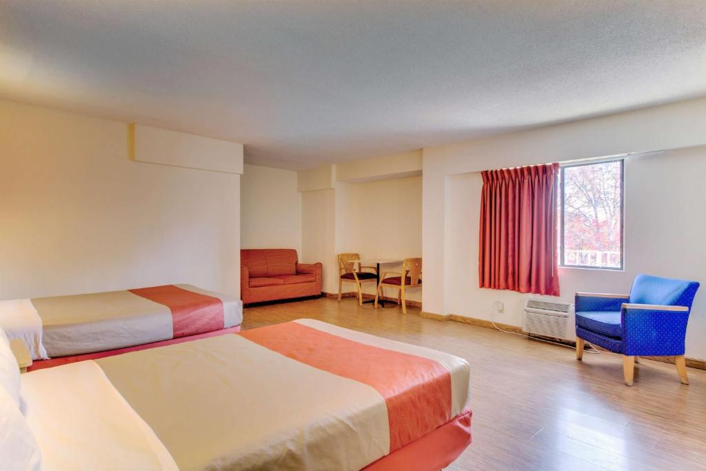 Четырехместный (Четырехместный номер ― для некурящих), Motel 6-Washington, DC