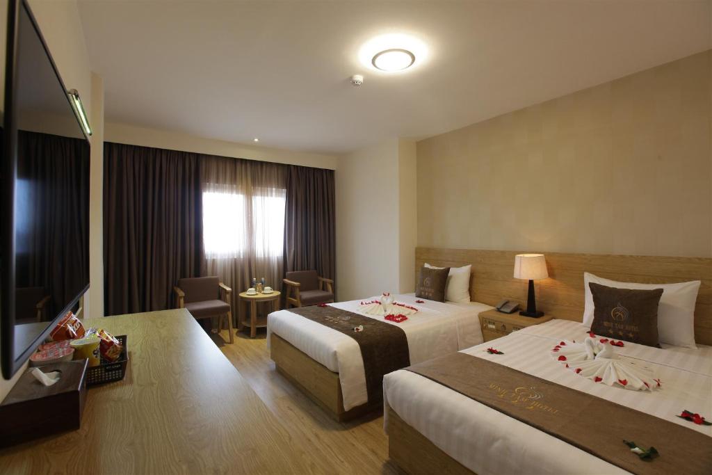 Трехместный (Трехместный номер Делюкс), Minh Tam Hotel & Spa 3/2
