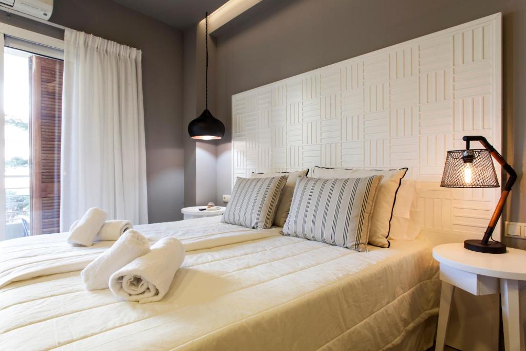 Апартаменты (Номер-студио с кроватью размера «queen-size» и балконом (В1)), Candia Studios & Rooms