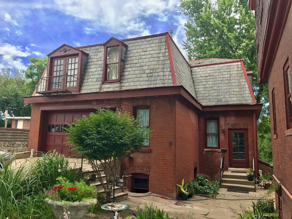 Vineyard Mansion Carriage House photo 3