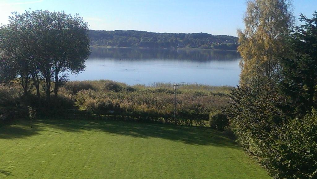 Ferienwohnung mit Seeblick photo 1