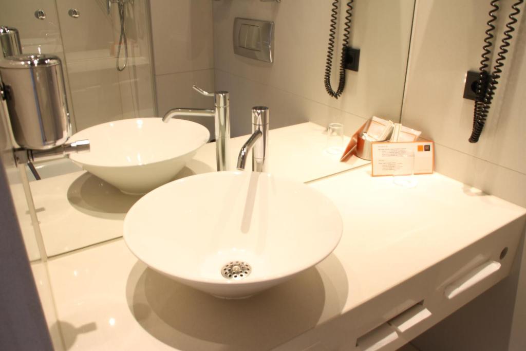 Двухместный (Стандартный двухместный номер с 1 кроватью), Kult Hotel