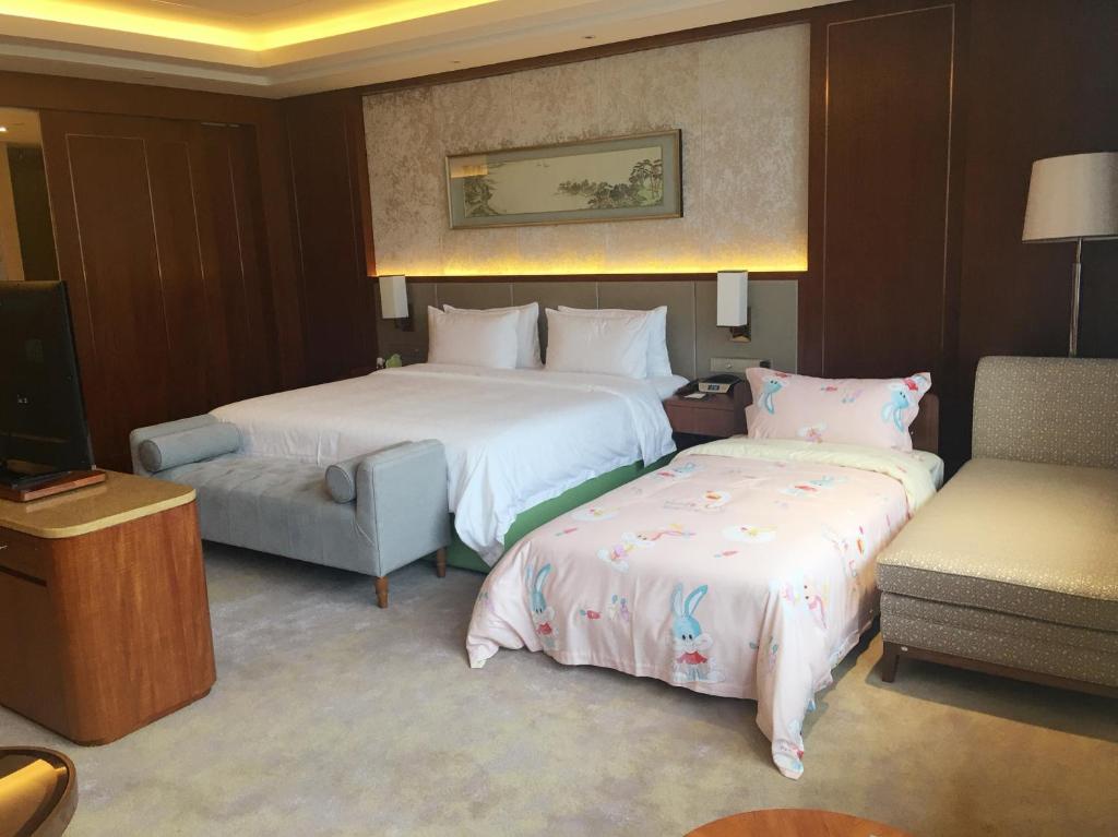Семейный (Семейный номер-студио), Jinling Shihu Garden Hotel