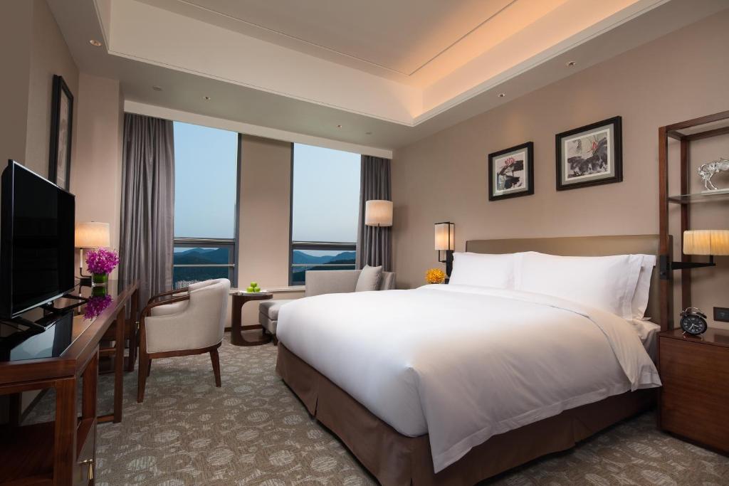 Двухместный (Представительский двухместный номер с 1 кроватью), Ramada Jinan