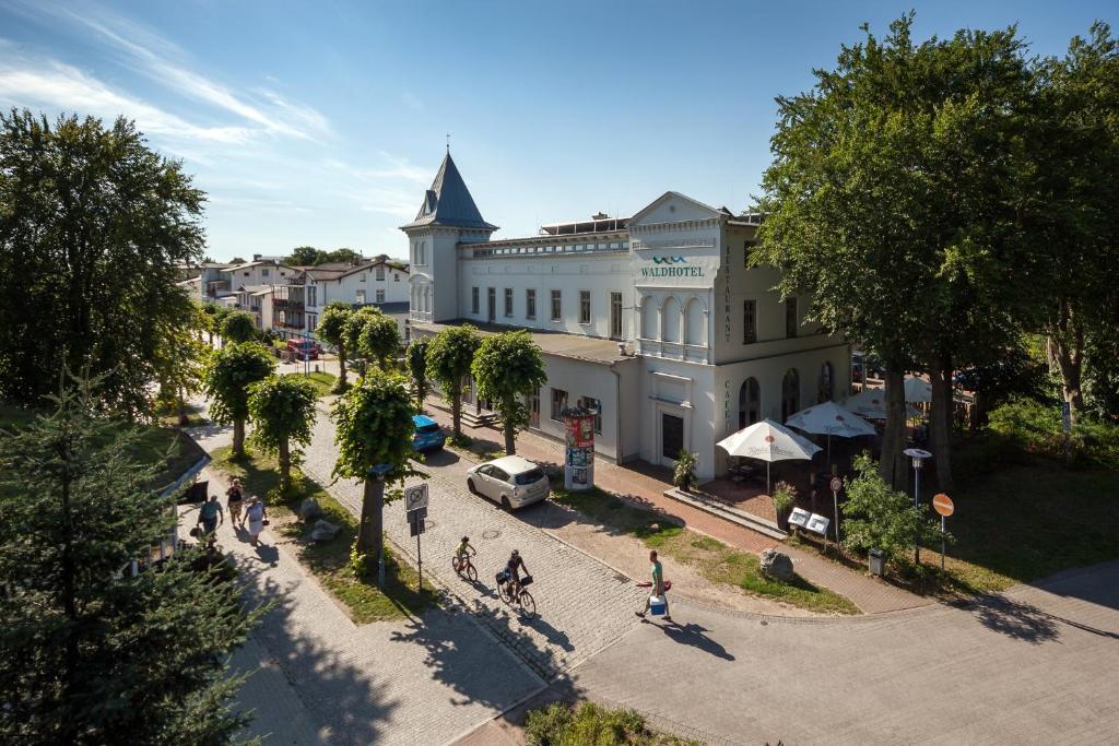 Waldhotel photo 1