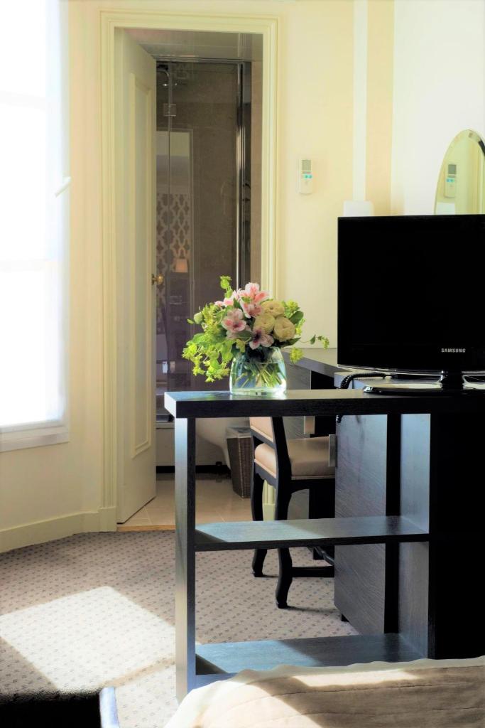 Одноместный (Одноместный номер), Hôtel Henri 4