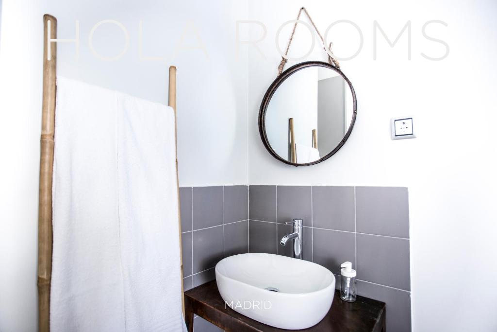 Двухместный (Внешний двухместный номер с 1 кроватью), Hola Rooms