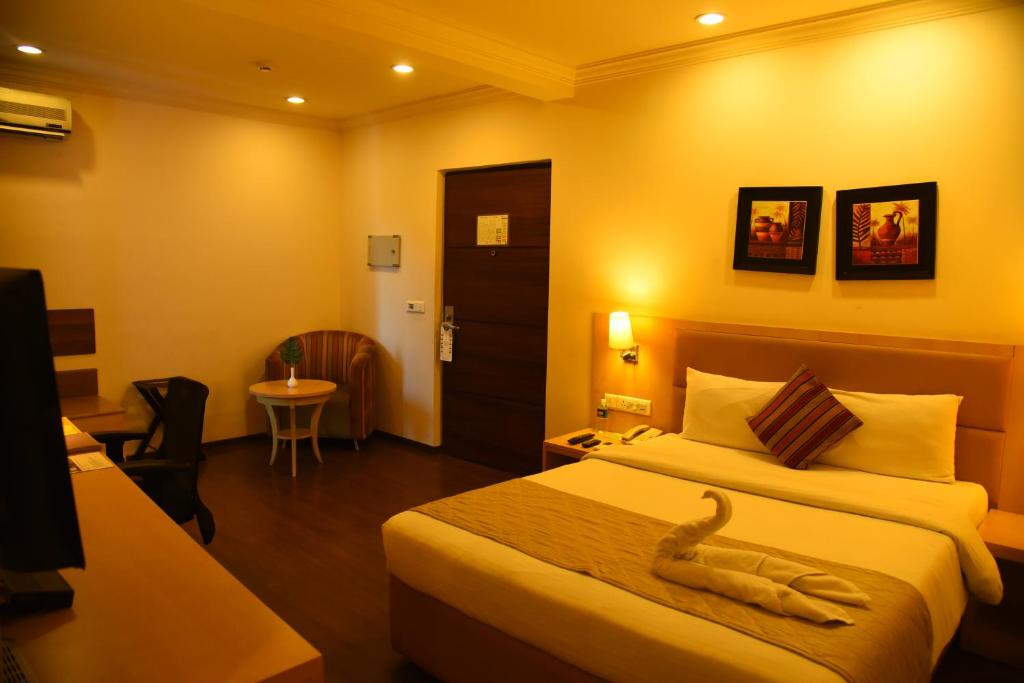 Двухместный (Day Use Room 8 AM - 6 PM (Same Day Checkout)), Royal Orchid Suites Whitefield Bangalore