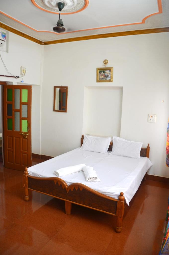 Gajanand Guest House photo 3
