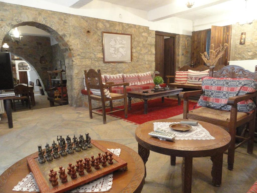 Zeus House photo 2