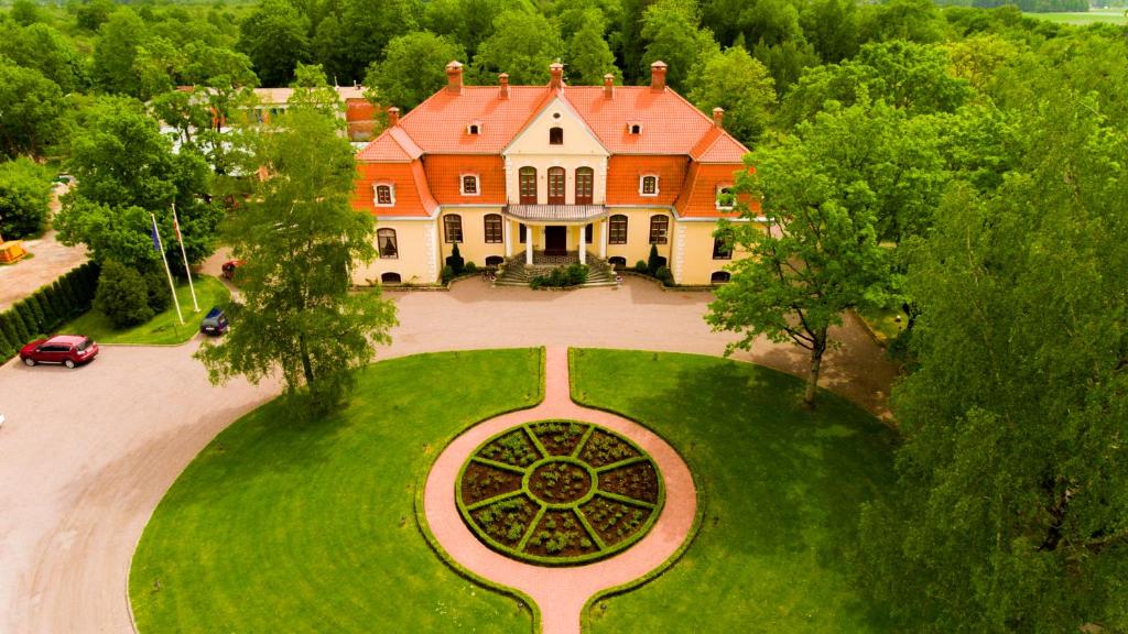 Liepupe Manor photo 1
