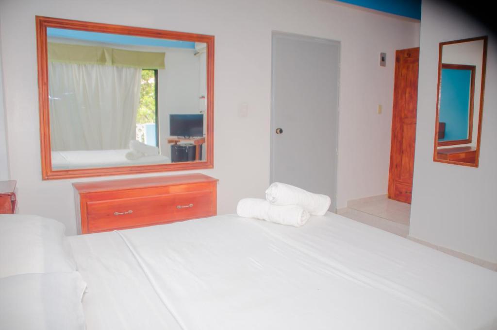 Двухместный (Стандартный номер с кроватью размера «king-size»), Aparta Hotel Azzurra