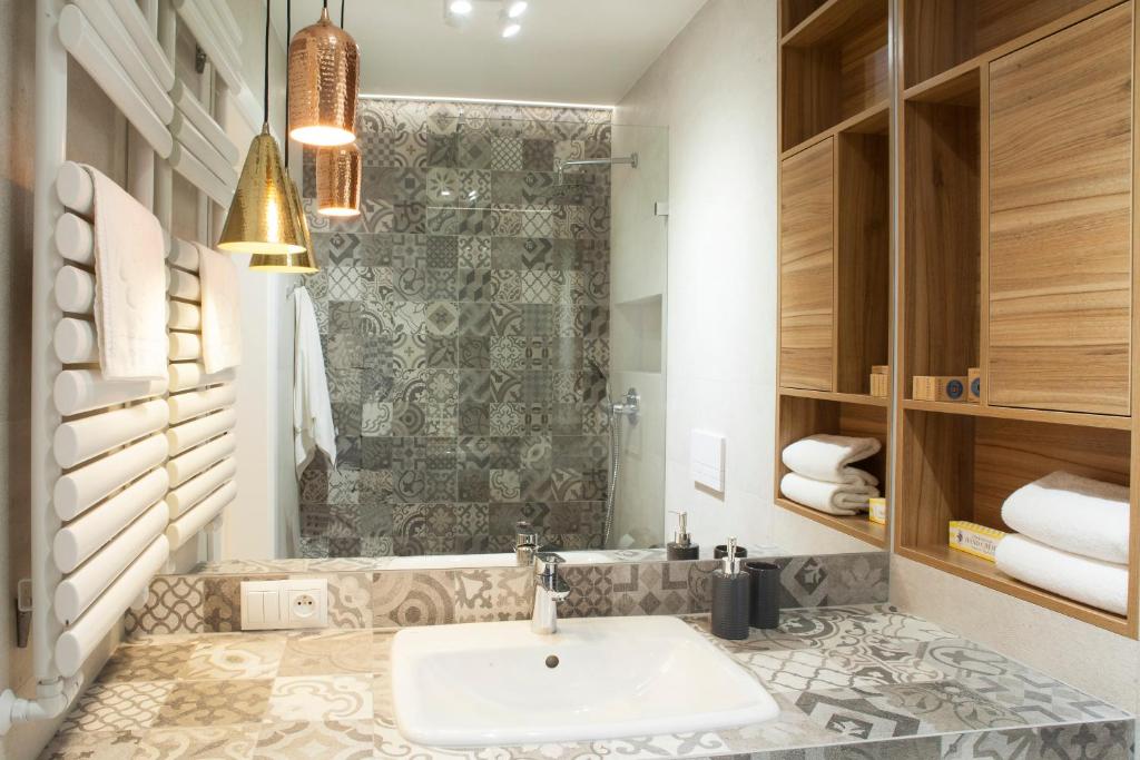 Апартаменты (Апартаменты с 1 спальней), Flower Residence