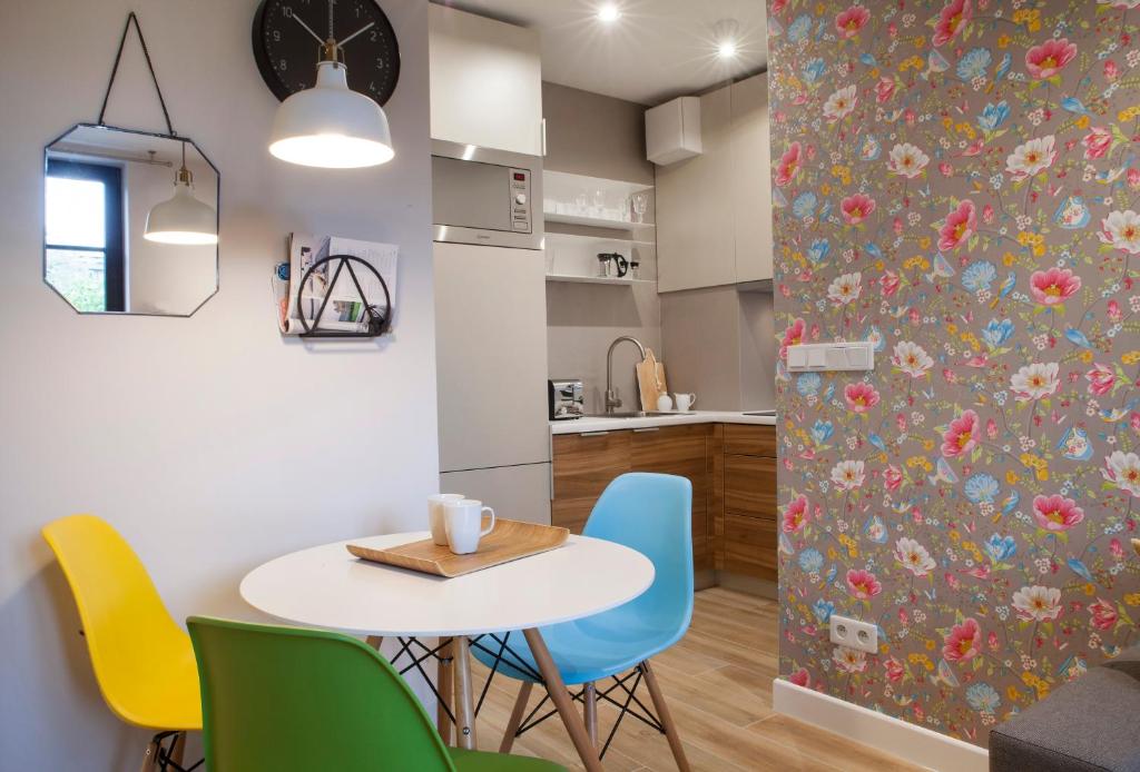 Апартаменты (Апартаменты с 1 спальней), Flower Residence