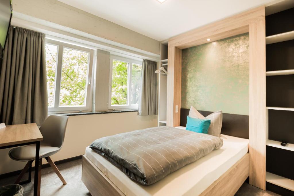 Hotel DH -Deutsches Haus- photo 2