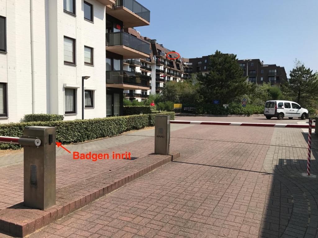 Recent vernieuwd appartement met zeezicht en een gratis parkeerplaats photo 4