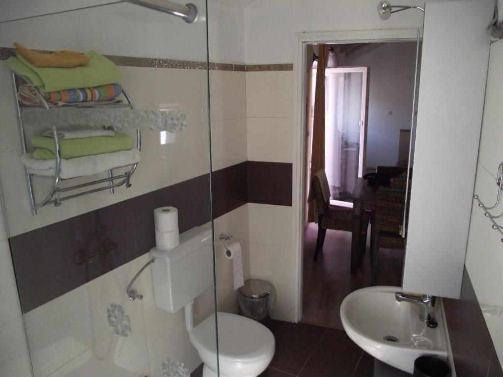 Apartments Dobrinj photo 3